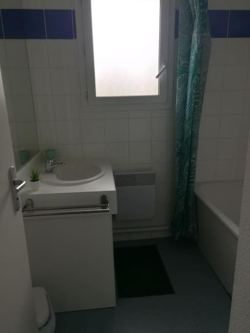 Maison 3 Chambres Avec Piscine Proche Plage 滨海苏拉克 外观 照片